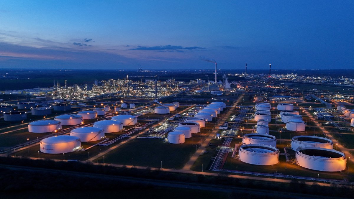 Energy shock from Iran war drives rethink on fossil fuel reliance