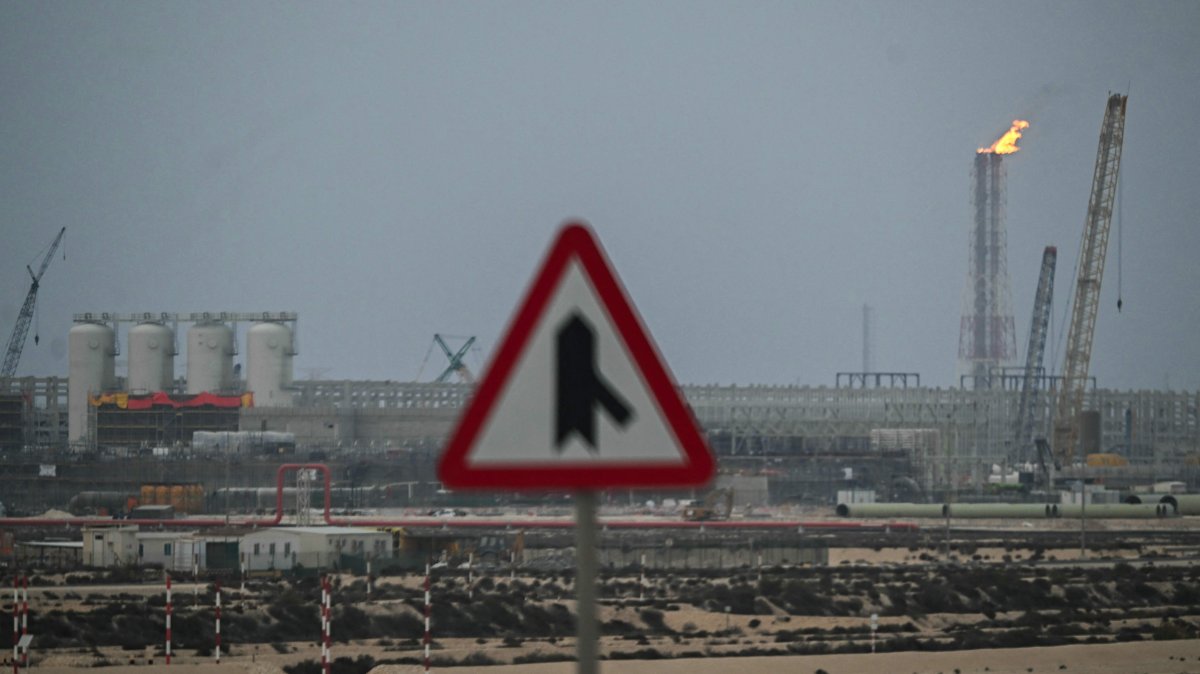 This photo shows QatarEnergy's operating facilities in Ras Laffan Industrial City, Qatar, March 2, 2026. (AFP Photo)