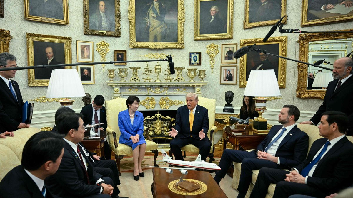 U.S. President Donald Trump meets with Japan's Prime Minister Sanae Takaichi in the Oval Office of the White House in Washington, March 19, 2026. (AFP Photo)