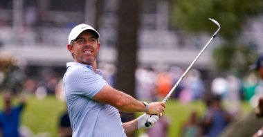 Rory McIlroy watches his approach shot to the 15th hole during the final round of THE PLAYERS Championship at Ponte Vedra Beach, U.S., March 15, 2026. (Reuters Photo)