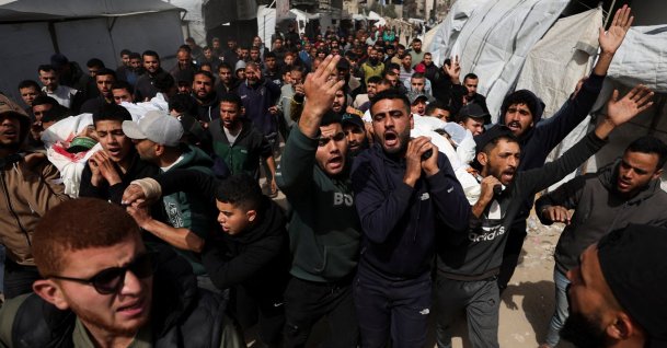 Mourners carry the bodies during the funeral of Palestinians killed in an Israeli strike, in Gaza City, central Gaza, Palestine, March 19, 2026. (Reuters Photo)
