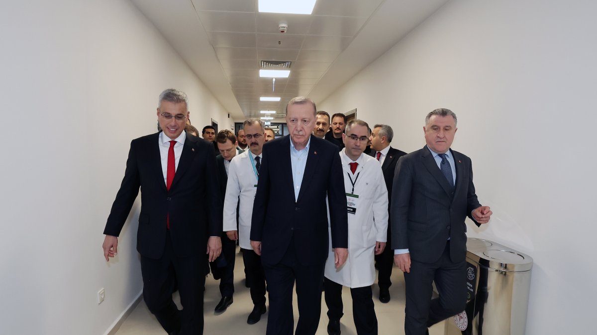 President Recep Tayyip Erdoğan (C) attends the opening ceremony of Tenzile Erdoğan State Hospital in Güneysu district, Rize, Türkiye, March 20, 2026. (AA Photo)
