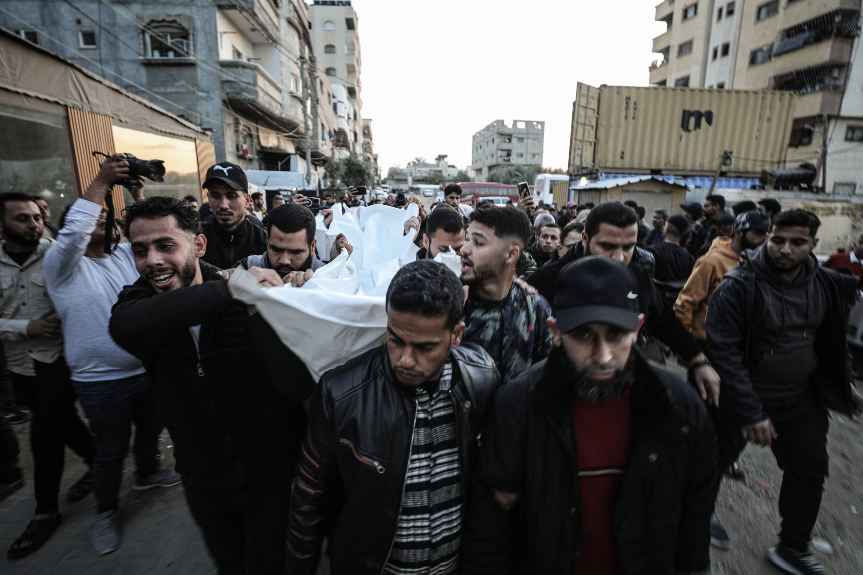 Israeli airstrikes kill 4 as Gaza sees renewed bloodshed