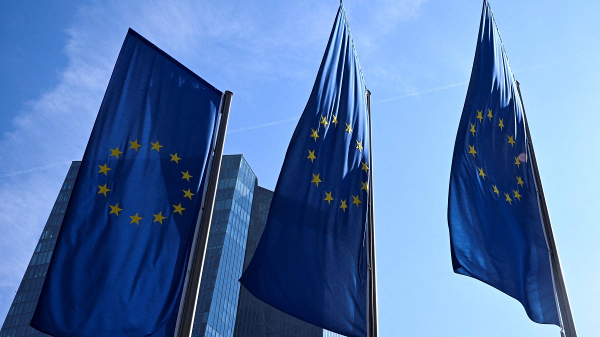 European Union flags flutter outside the European Central Bank (ECB) headquarters in Frankfurt, Germany, March 19, 2026. (Reuters Photo)