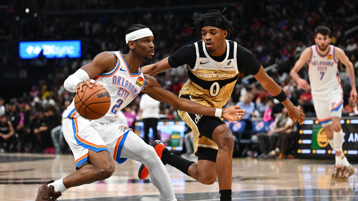 Thunder guard Shai Gilgeous-Alexander (L) drives as Wizards guard Bilal Coulibaly during an NBA game in Washington, D.C., U.S., Mar 21, 2026. (Reuters Photo) 