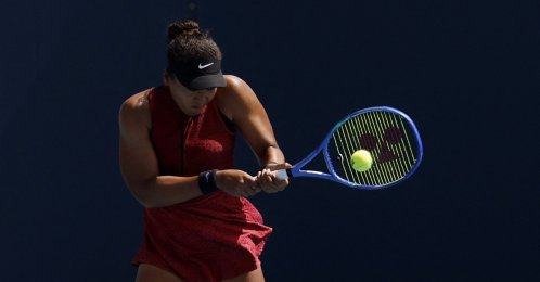 Naomi Osaka hits a backhand against Talia Gibson on day five of the 2026 Miami Open at Hard Rock Stadium, Miami Gardens, U.S., March 21, 2026. (Reuters Photo)