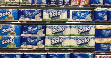 Local chain supermarket shelf with toilet and cleaning papers, including the Solo and Selpak brands, Istanbul, Türkiye, Dec. 8, 2021. (Shutterstock Photo)