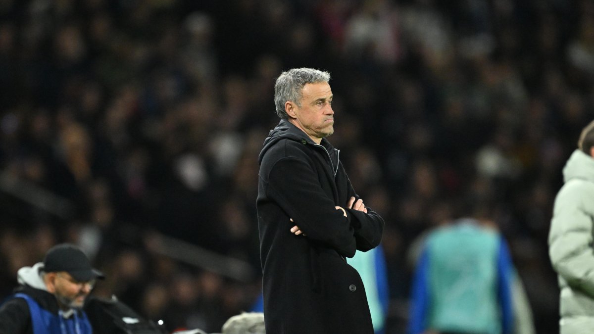 PSG coach Luis Enrique reacts during the UEFA Champions League match against Chelsea, Paris, Türkiye, March 11, 2026. (AA Photo)