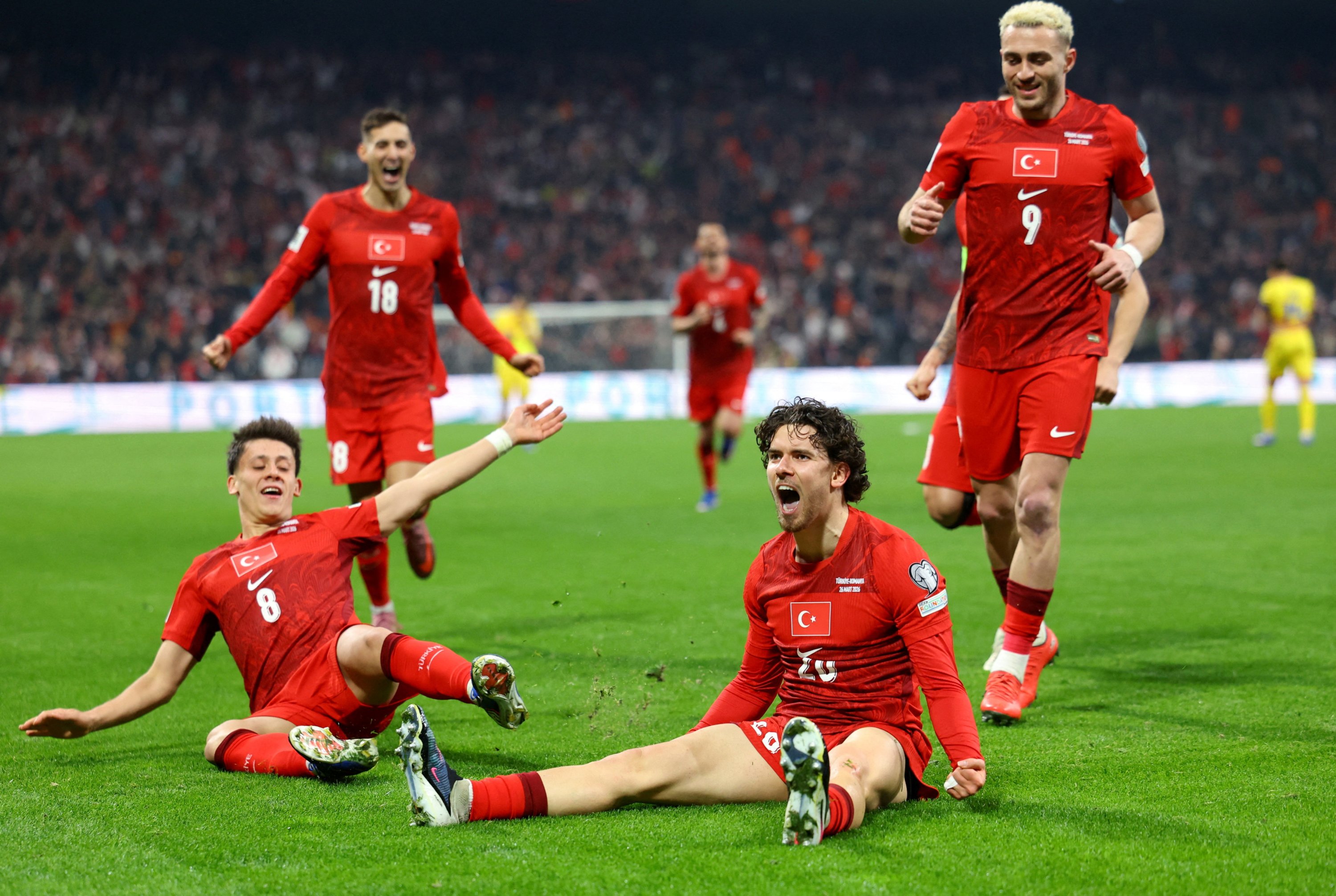 Türkiye edge Romania, move within 1 win of World Cup return