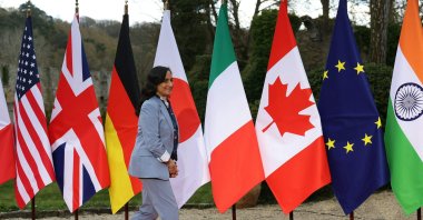 Canada's Foreign Minister Anita Anand arrives for a G7 Foreign Ministers' meeting with Partner Countries for talks on Russia's war in Ukraine and the Middle East situation at the Vaux-de-Cernay Abbey in Cernay-la-Ville outside Paris, March 26, 2026. (AFP Photo)