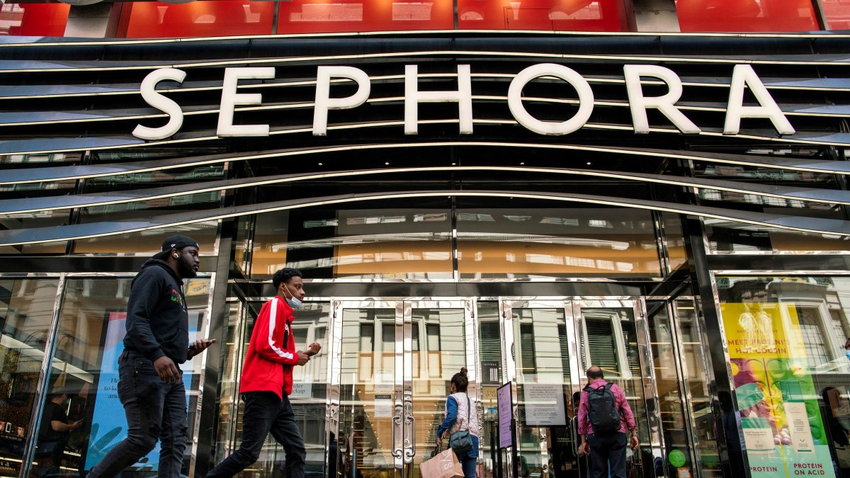 People enter a Sephora store in New York City, New York, U.S., May 20, 2021. (Reuters File Photo)