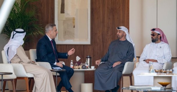 Foreign Minister Hakan Fidan meets with United Arab Emirates President Sheikh Mohammed bin Zayed Al Nahyan during an official visit, Abu Dhabi, United Arab Emirates, March 20, 2026. (IHA Photo)