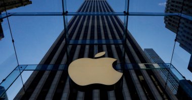 The Apple logo is seen during the preview of the redesigned and reimagined Apple Fifth Avenue store, New York, U.S., Sept. 19, 2019. (Reuters Photo)