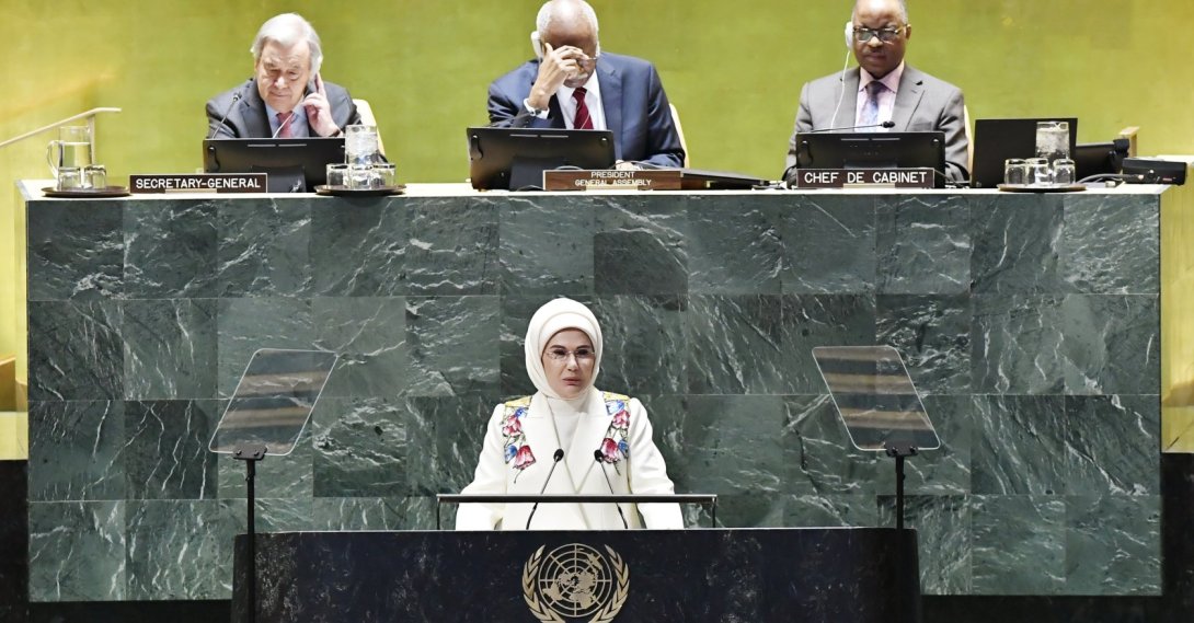 First lady and U.N. High-Level Advisory Council on Zero Waste Chair Emine Erdoğan delivers a speech during a Zero Waste U.N. event, New York City, U.S., March 27, 2025. (AA Photo)
