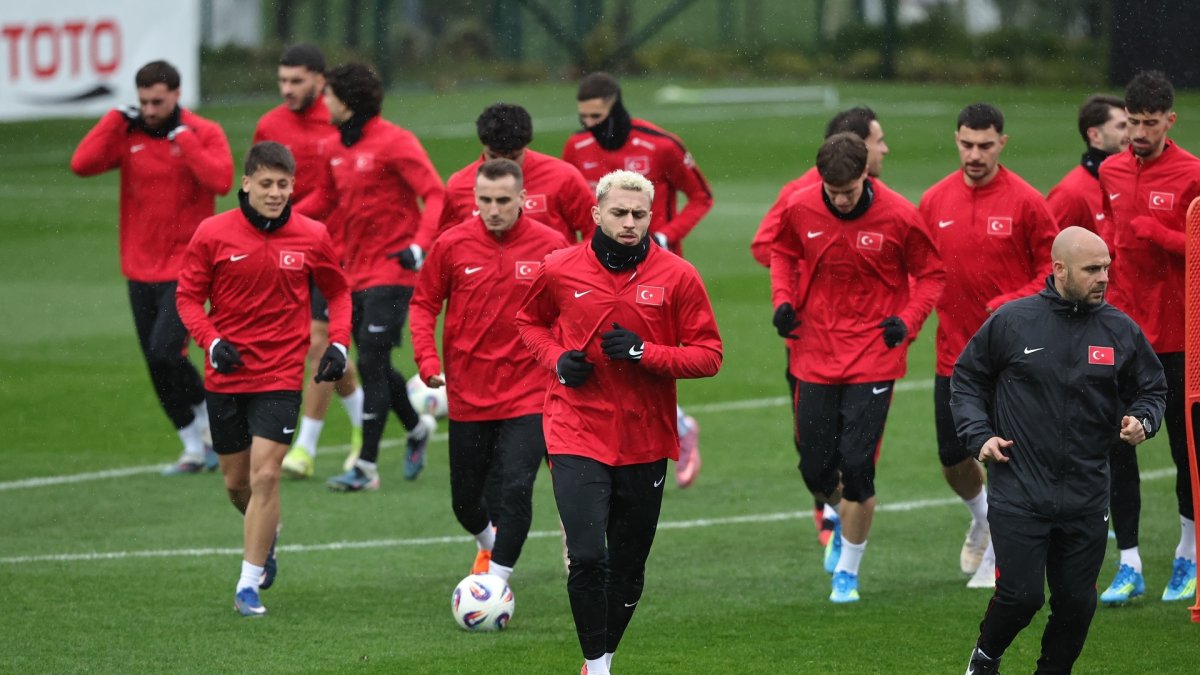 Türkiye national football team players train ahead of the 2026 FIFA World Cup qualifiers playoff match against Kosovo, Istanbul, Türkiye, March 29, 2026. (DHA Photo)