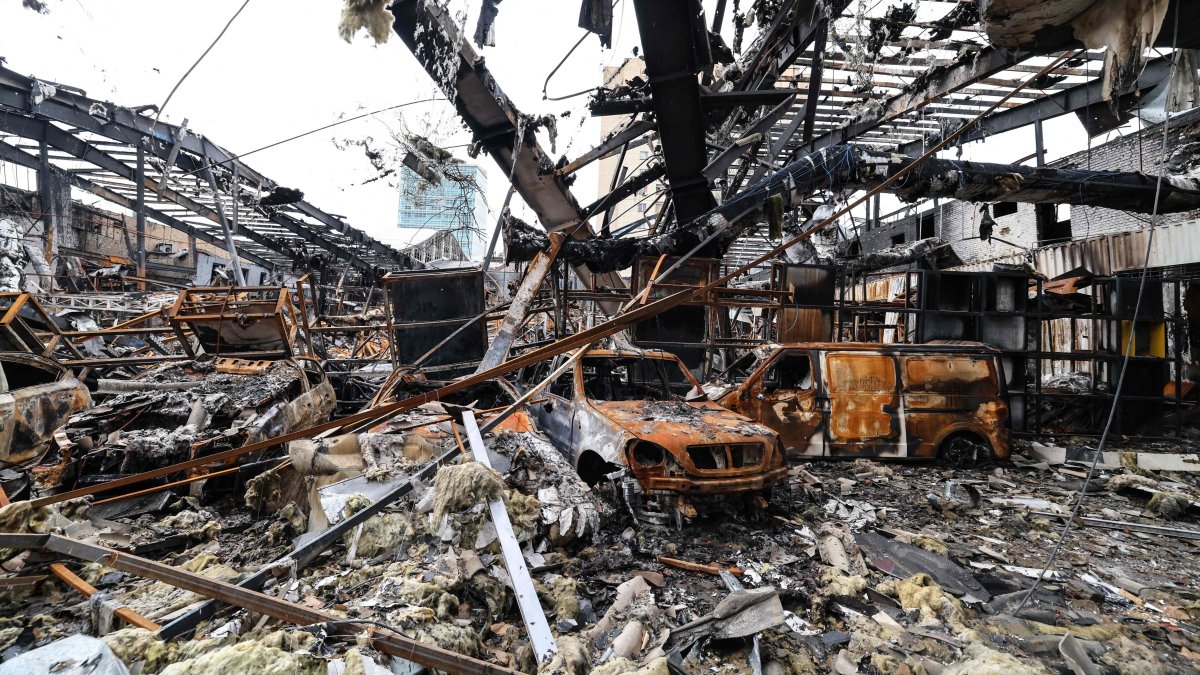 Destroyed cars are seen at the site of a U.S.-Israeli strike in eastern Tehran, Iran, March 30, 2026. (AFP Photo)