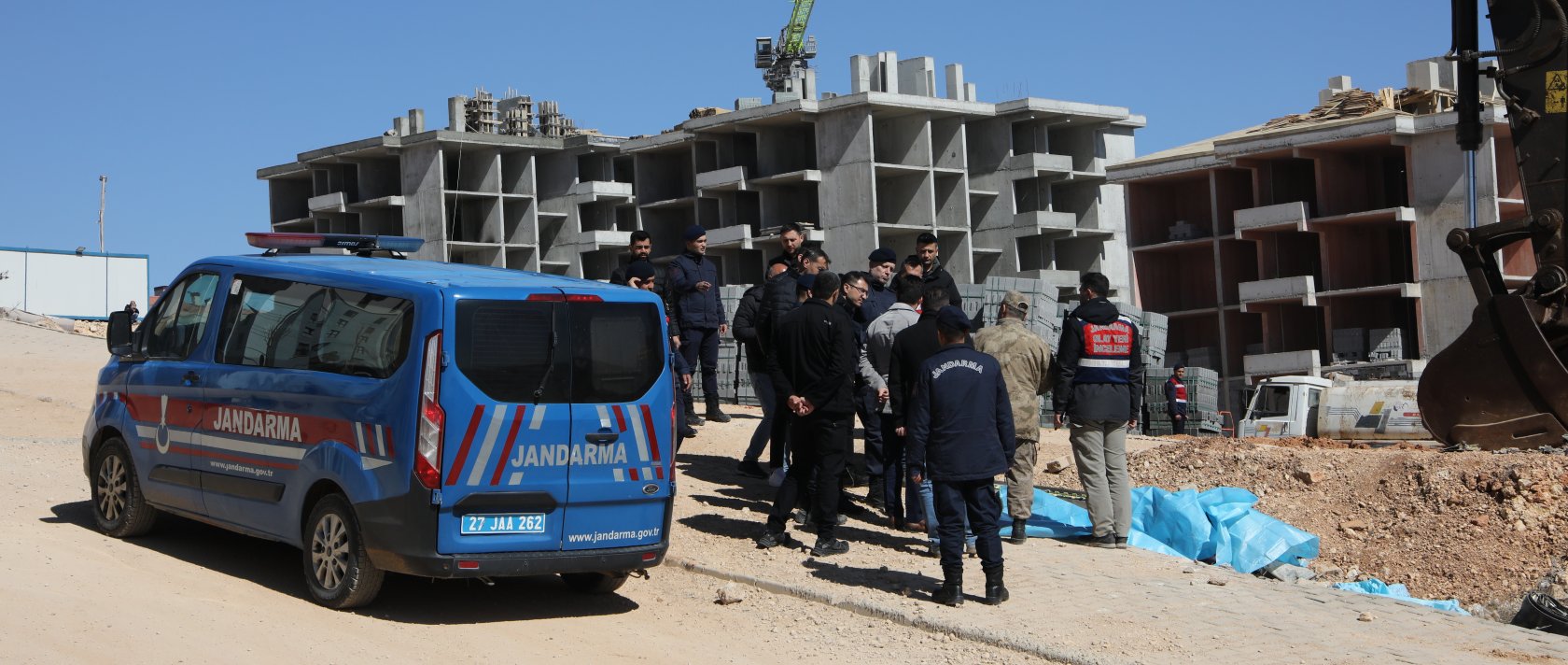 Security forces are seen near the site of a missile intercepted in Gaziantep, March 9, 2026. (DHA File Photo)
