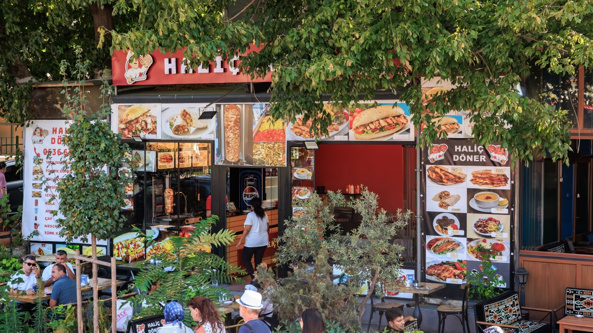 A local Turkish restaurant with the menu hanging outside, Istanbul, Türkiye, Aug. 12, 2025. (Shutterstock Photo)