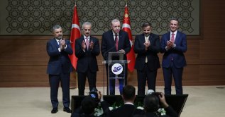 President Recep Tayyip Erdoğan (C) attends the "Strong Türkiye in Communications with 5G" event, Ankara, Türkiye, March 31, 2026. (AA Photo)