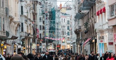 People walk along the popular Istiklal Street, Istanbul, Türkiye, Feb. 22, 2026. (Shutterstock Photo)