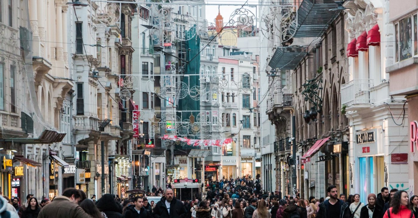 People walk along the popular Istiklal Street, Istanbul, Türkiye, Feb. 22, 2026. (Shutterstock Photo)