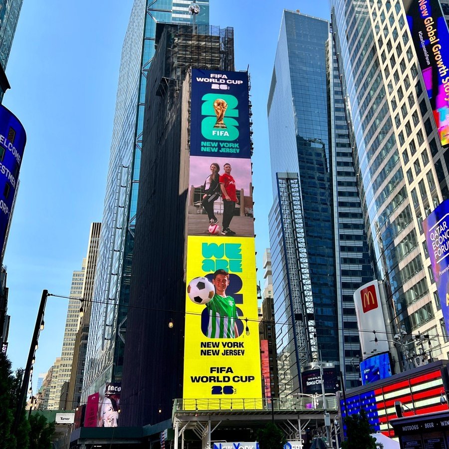 A digital World Cup billboard lights up the streets of New York, U.S. (Photo courtesy of Funda Karayel)