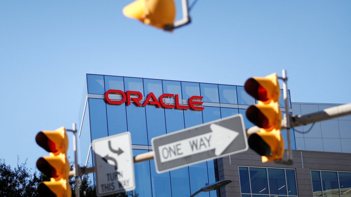 An exterior view of the Oracle Field Office at Wilson Boulevard in Arlington, Virginia, U.S., Oct. 18, 2019. (Reuters Photo)
