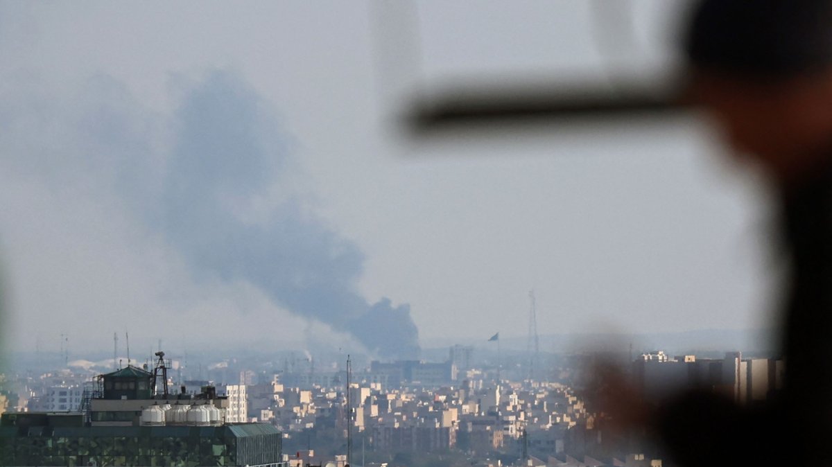 Smoke rises from the site of a strike in Tehran, Iran, April 1, 2026. (AFP Photo)
