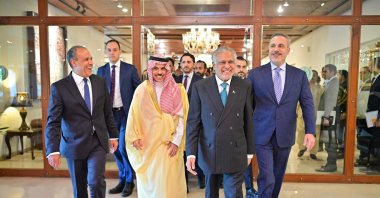 Foreign Minister Hakan Fidan (R), Saudi Foreign Minister Prince Faisal bin Farhan Al Saud (2nd L), Egyptian Foreign Minister Badr Abdelatty (L) and Pakistani Deputy Prime Minister Ishaq Dar (2nd R) attend a meeting, Islamabad, Pakistan, March 29, 2026. (EPA Photo)