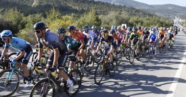 Cyclists participate in the 57th Presidential Cycling Tour of Türkiye, Bodrum, Türkiye, April 10, 2022. (AA Photo)
