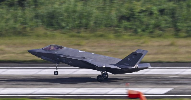 A U.S. Air Force F-35A fighter jet prepares for landing at José Aponte de la Torre Airport, formerly Roosevelt Roads Naval Station, Puerto Rico, Dec. 20, 2025. (AFP File Photo)