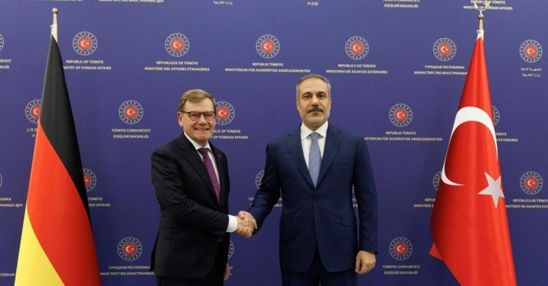 Foreign Minister Hakan Fidan shakes hands with German Foreign Minister Johann Wadephul, Ankara, Türkiye, Oct. 17, 2025. (AA Photo)