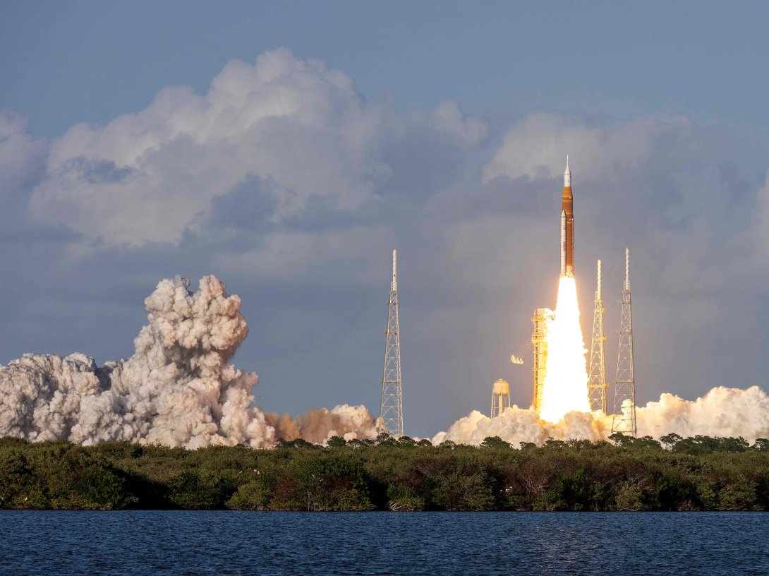 The Artemis II crewed lunar mission lifts off from Pad 39B at Kennedy Space Center in Cape Canaveral, Florida, U.S., April 1, 2026. (AFP Photo)