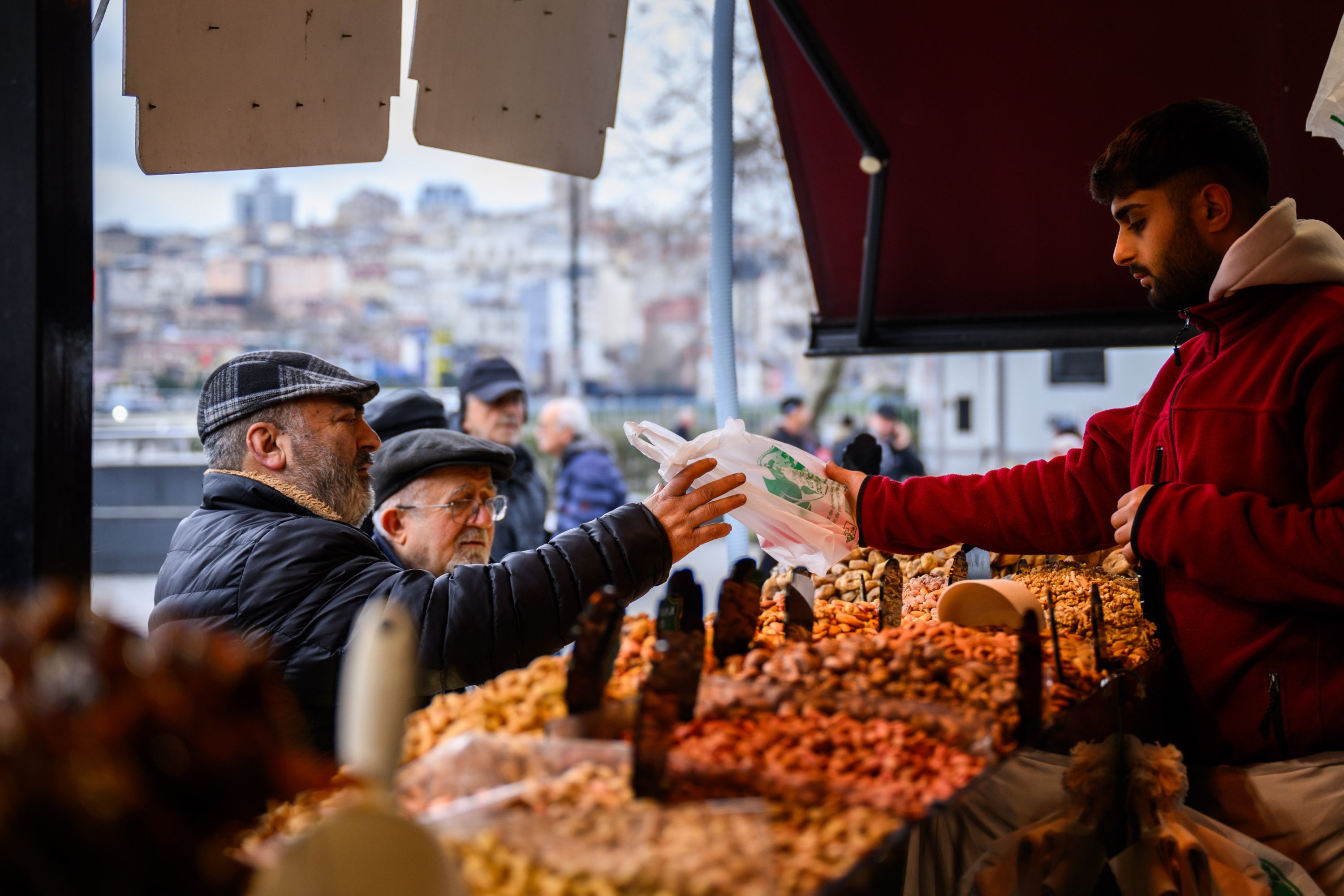 Türkiye’s inflation dips more than expected in March