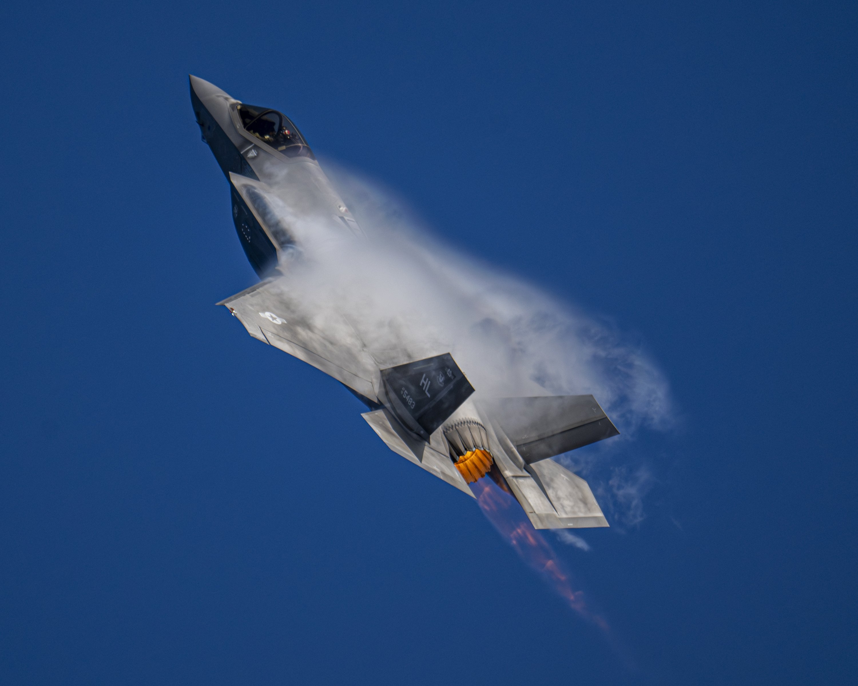 US confirms Iran warplane crash