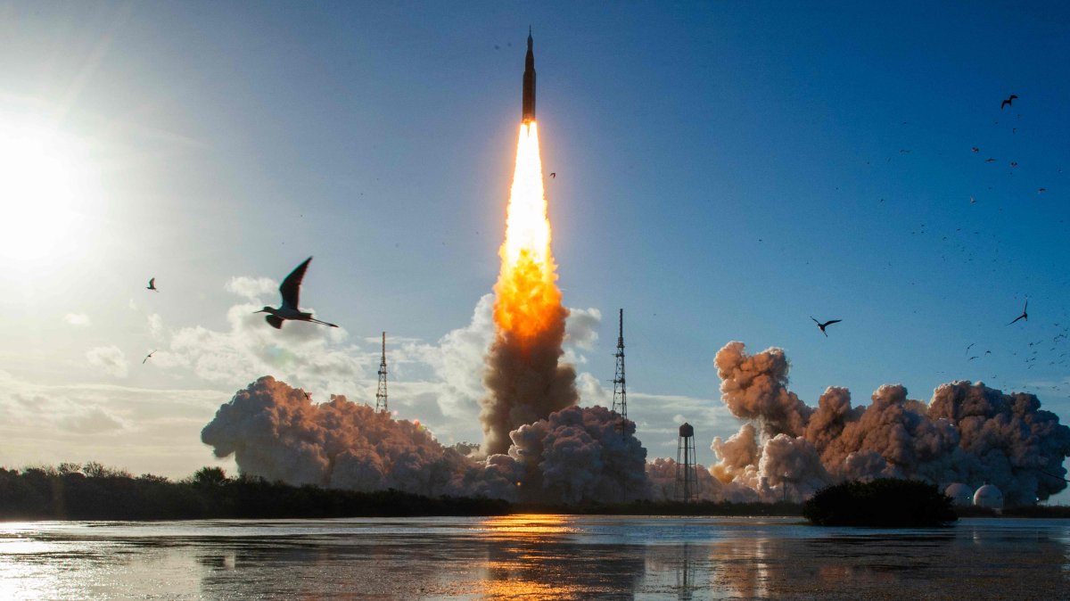 The Artemis II crewed lunar mission lifts off from Pad 39B at Kennedy Space Center in Cape Canaveral, Florida, U.S., April 1, 2026. (AFP Photo)