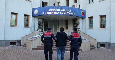 Gendarmerie forces detain a suspect linked to Daesh terrorist group in central Kayseri province, Türkiye, April 1, 2026. (AA Photo)