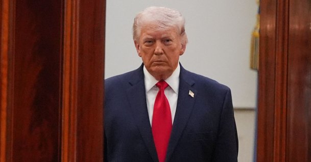U.S. President Donald Trump arrives to speak at a televised address on the conflict in the Middle East from the Cross Hall of the White House, Washington, U.S., April 1, 2026. (AFP Photo)