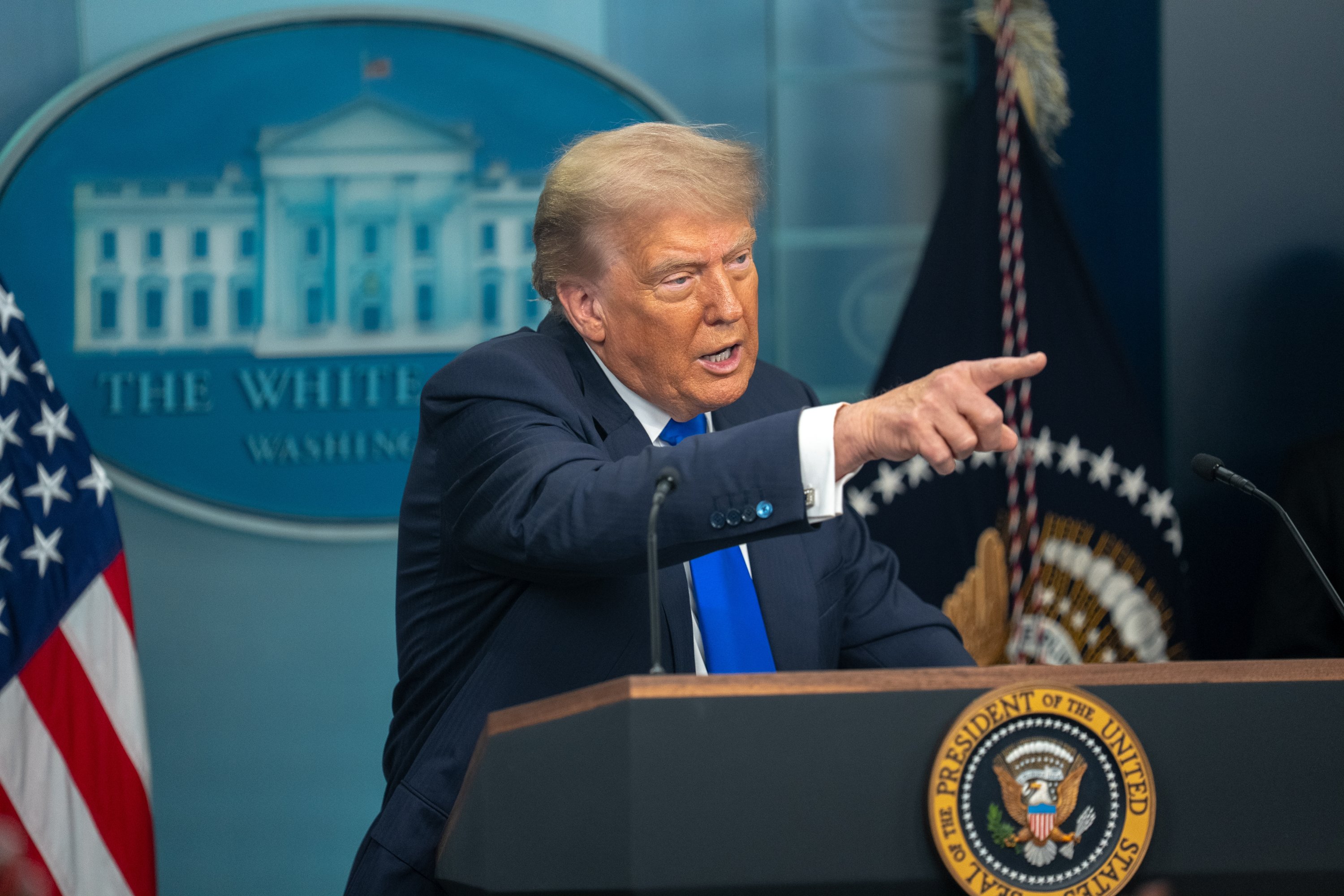 Trump appears to extend Iran deadline to Tuesday 8:00 PM