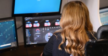 A police officer tracks alerts on a screen, directing rapid response teams, Istanbul, Türkiye, April 1, 2026. (AA Photo)