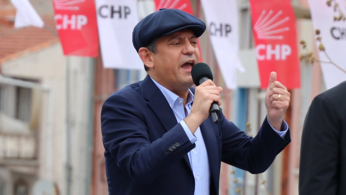 CHP Chair Özgür Özel speaks at an event in Kütahya, western Türkiye, April 4, 2026. (AA Photo)