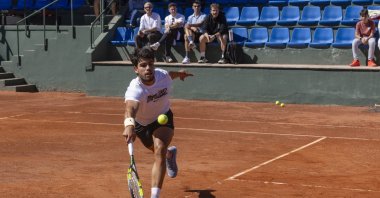 Spanish tennis player Carlos Alcaraz in action during his training session held at Murcia Royal Tennis Club 1919, Murcia, Spain, March 31, 2026. (EPA Photo)
