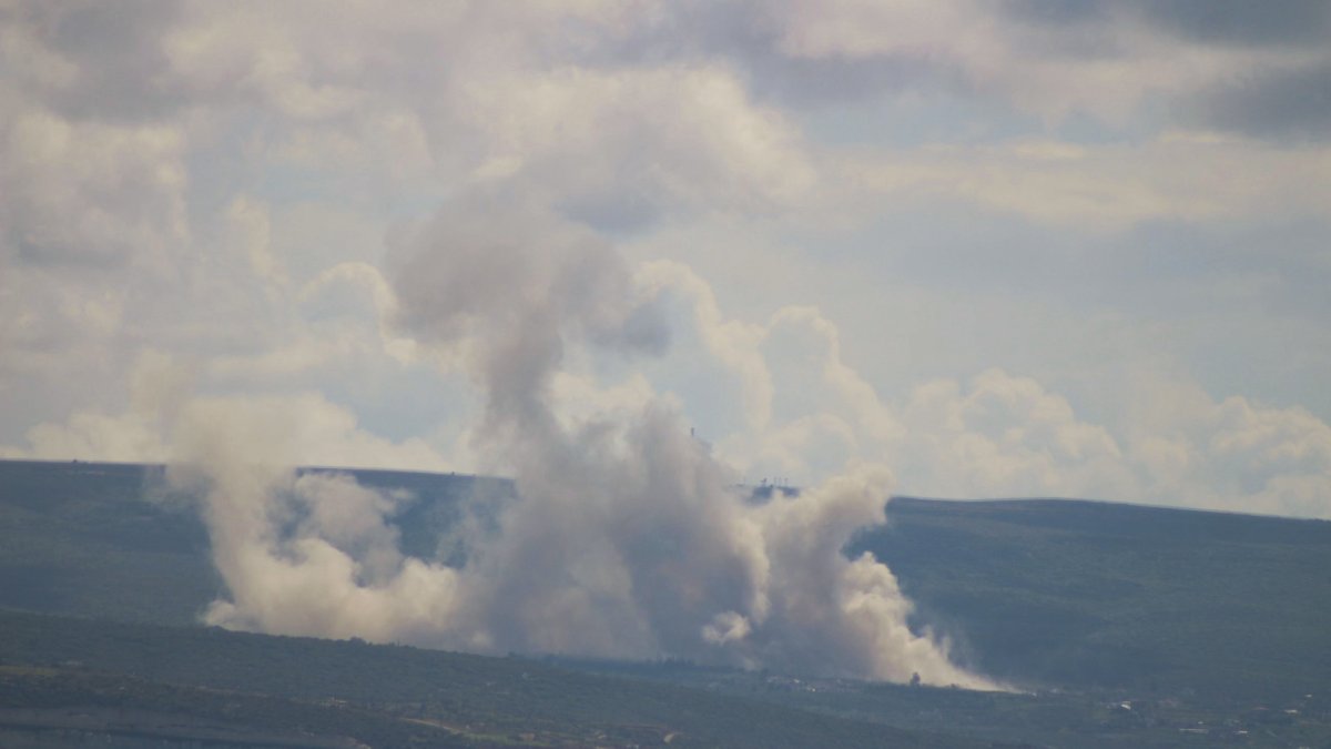 Israeli forces kill 5, expand ground invasion in southern Lebanon