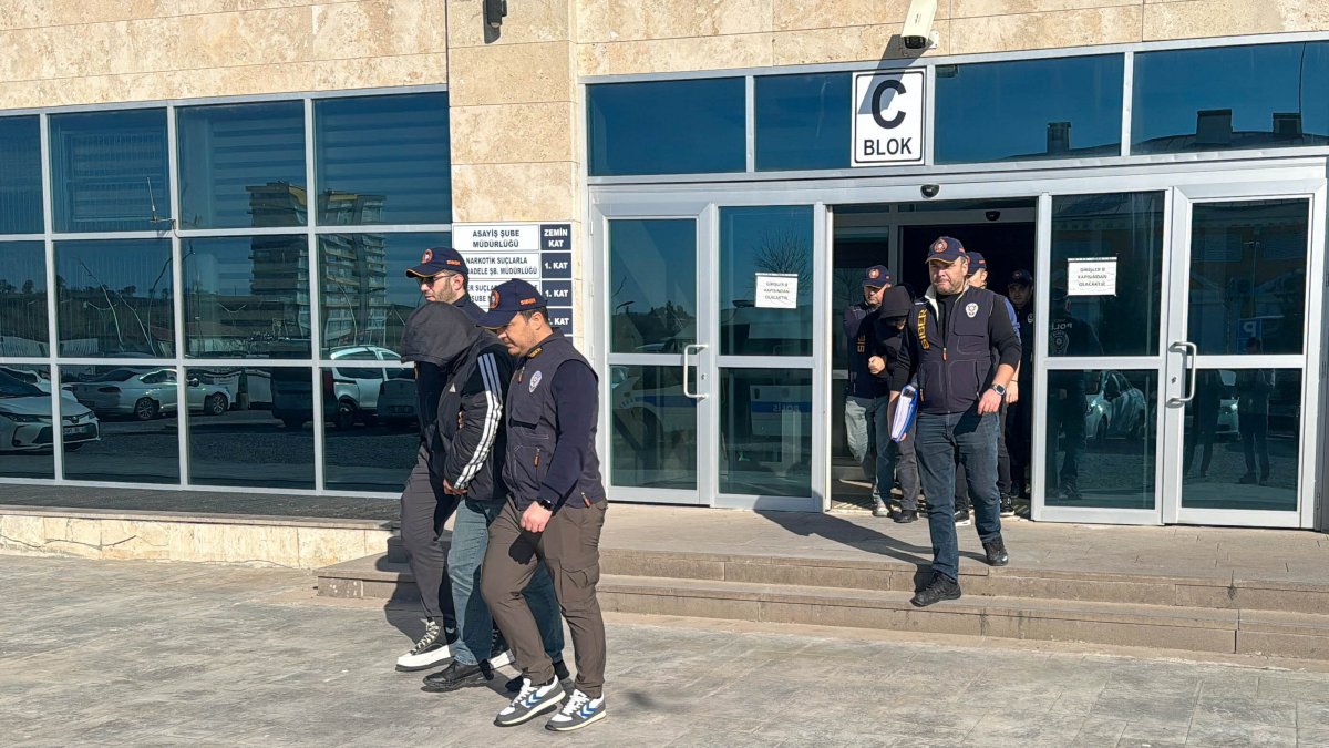 Police arrest suspects in illegal betting and fraud operation, Uşak, Türkiye, March 13, 2026. (AA Phoot) 