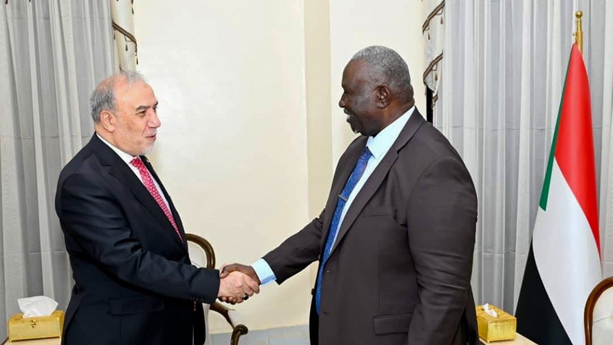 Deputy Foreign Minister Musa Kulaklıkaya meets with Sudan’s Sovereignty Council Deputy Chairperson Malik Agar, Port Sudan, Sudan, April 7, 2026. (AA Photo)