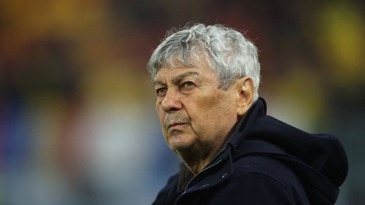 Romania coach Mircea Lucescu looks on during a UEFA Qualifier between Romania and Bosnia &amp;amp;amp; Herzegovina at Arena Nationala, Bucharest, Romania, March 21, 2025. (Reuters Photo)