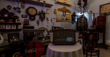 A set of antique wares, Konak, Izmir, Feb. 15, 2022. (Shutterstock Photo)