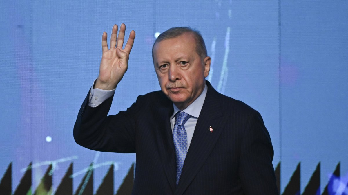 President Recep Tayyip Erdoğan waves during an event, Ankara, Türkiye, April 7, 2026. (AA Photo)