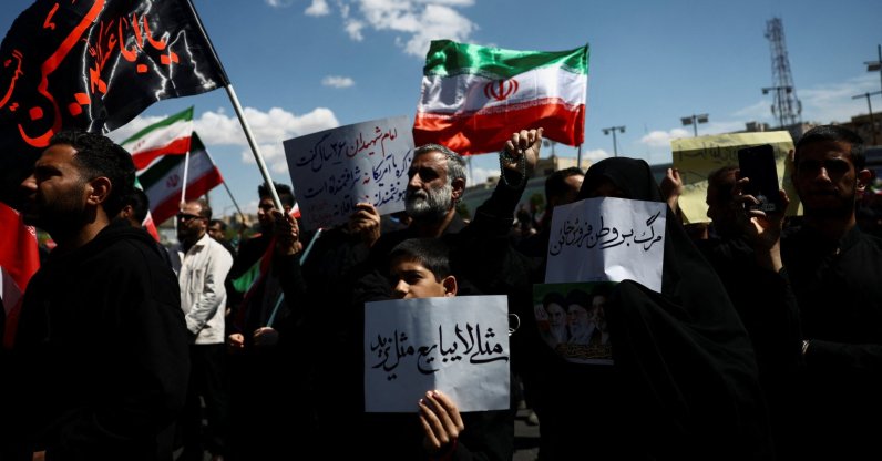 People celebrate a two-week Iran-U.S. truce in Tehran, Iran, April 8, 2026. (Reuters Photo)