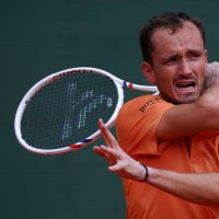 Russia's Daniil Medvedev in action during his ATP Masters 1000 Monte Carlo Masters round of 32 match against Italy's Matteo Berrettini at Monte Carlo Country Club, Roquebrune-Cap-Martin, France, April 8, 2026. (Reuters Photo)